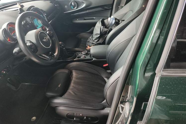 Used MINI Clubman 2016 Revised Version 2.0T COOPER S Connoisseur Edition Left Front Seat