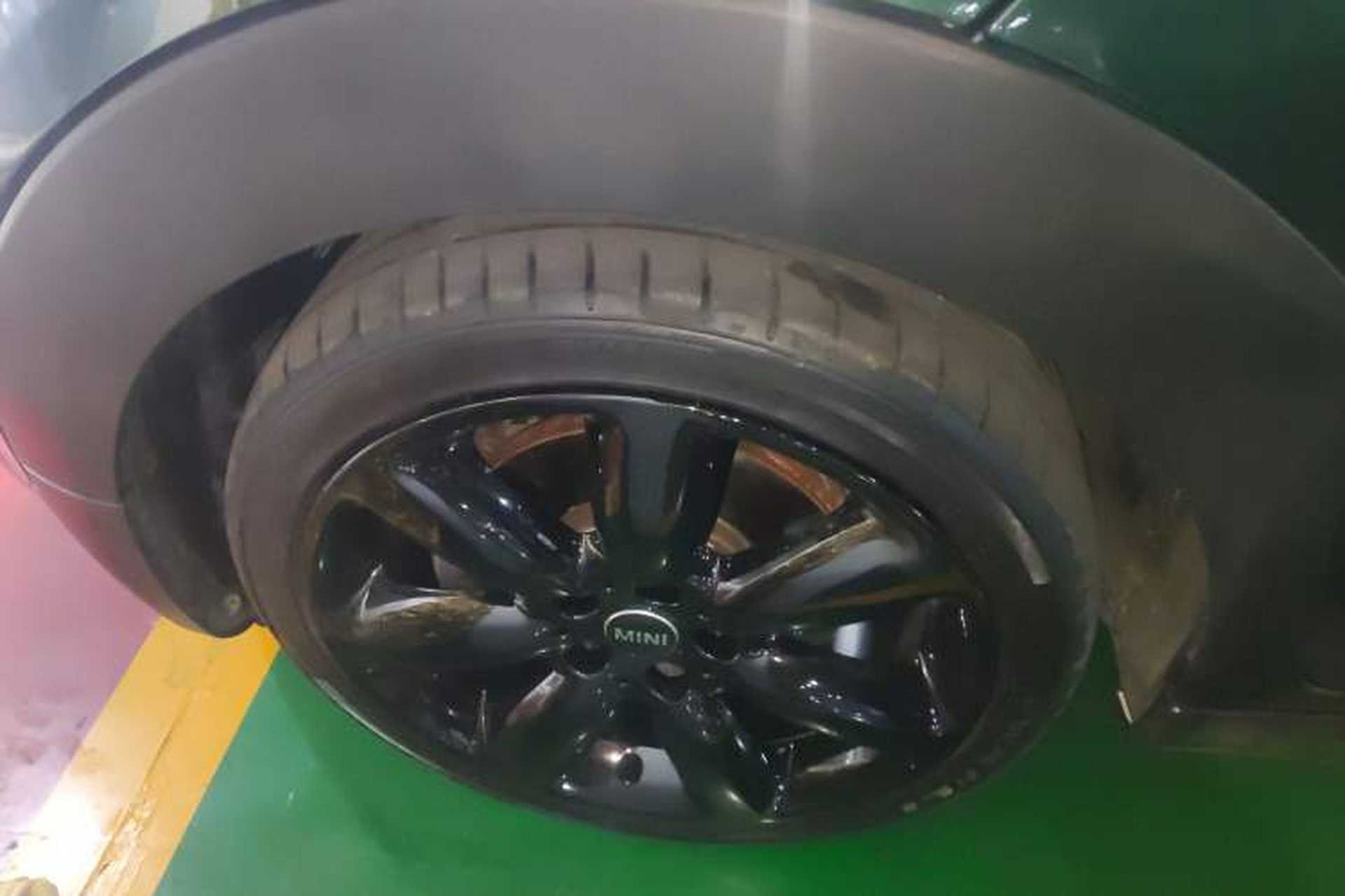 Used MINI Clubman 2016 Revised 2.0T COOPER S Left Front Wheel Hub