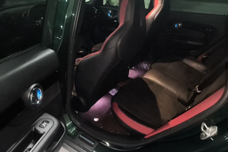 Used MINI Clubman 2016 Revised Version 1.5T COOPER Connoisseur Edition Left Rear Seat