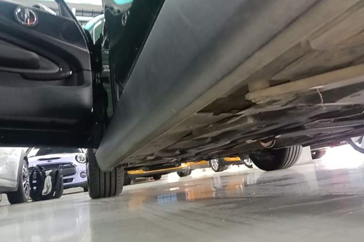 Used MINI Clubman 2016 1.5T COOPER Connoisseur Edition Left Side Sill