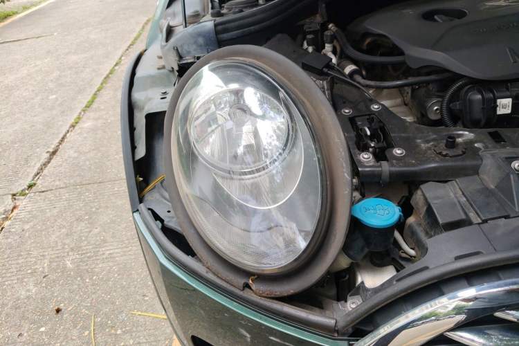 Used MINI Clubman 2016 Revised 1.5T COOPER Right Front Headlight