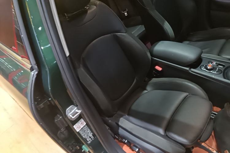 Used MINI Clubman 2016 Revised Version 1.5T COOPER Connoisseur Edition Right Front Seat