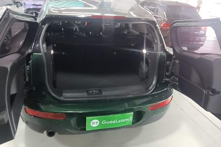 Used MINI Clubman 2016 1.5T COOPER Connoisseur Edition Trunk