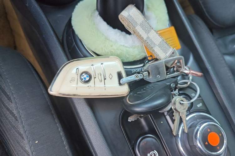 Used MINI Clubman 2016 Updated 1.5T COOPER Geek Edition Vehicle Key