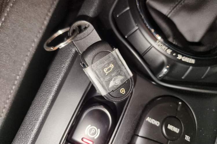Used MINI Clubman 2016 1.5T COOPER Vehicle Key