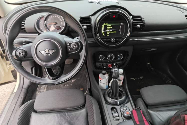 Used MINI Clubman 2016 Revised 1.5T COOPER Center Console