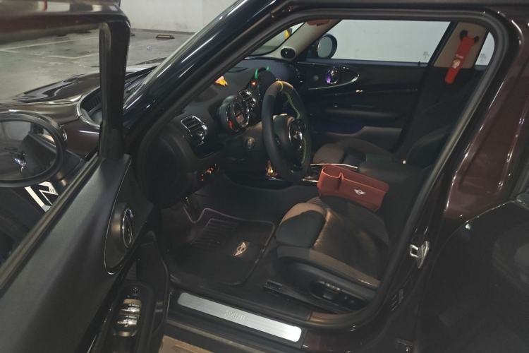Used MINI Clubman 2016 Updated 1.5T COOPER Geek Edition Driver Seat