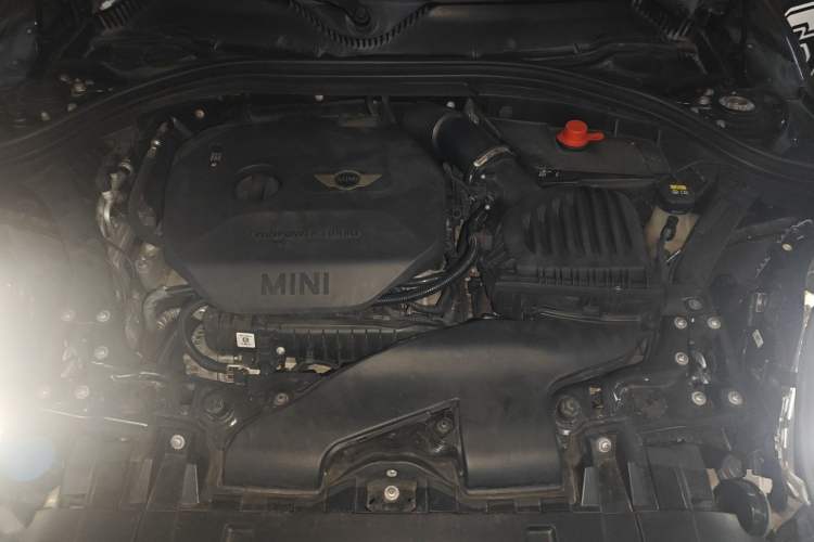 Used MINI Clubman 2016 Updated 1.5T COOPER Geek Edition Engine Bay