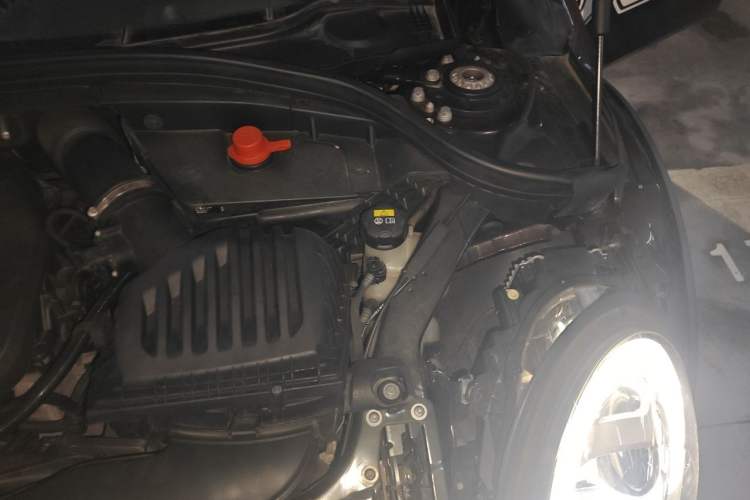 Used MINI Clubman 2016 Updated 1.5T COOPER Geek Edition Engine Bay Left