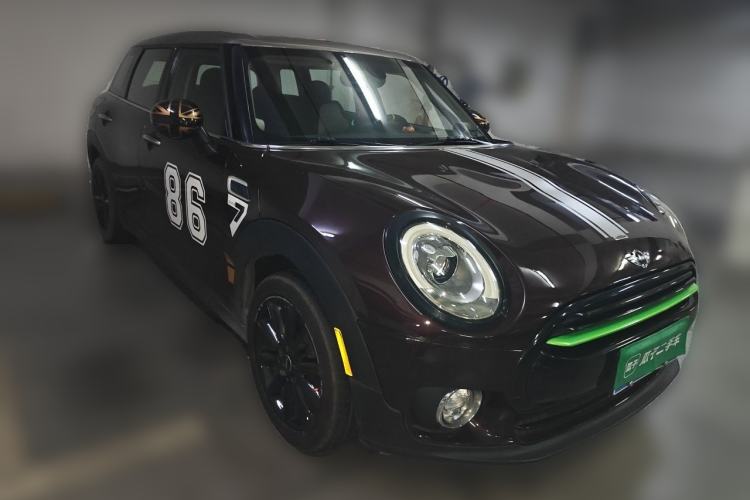 Used MINI Clubman 2016 Updated 1.5T COOPER Geek Edition Front Right 45 Deg