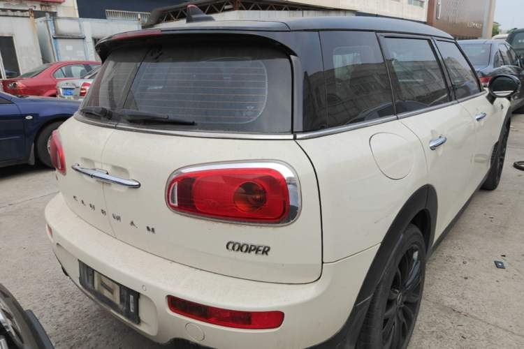 Used MINI Clubman 2016 Revised 1.5T COOPER Rear Right 45 Deg