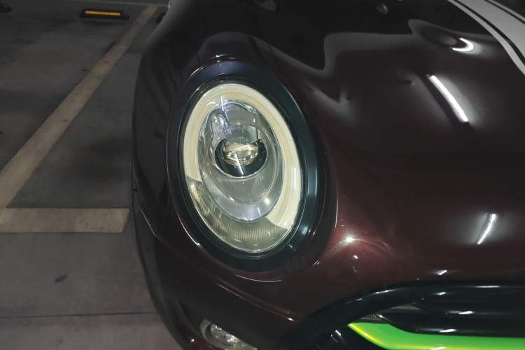 Used MINI Clubman 2016 Updated 1.5T COOPER Geek Edition Right Front Headlight