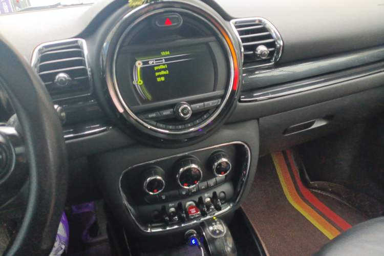 Used MINI Clubman 2016 Revised Version 1.5T COOPER Connoisseur Edition Audio And AC Panel