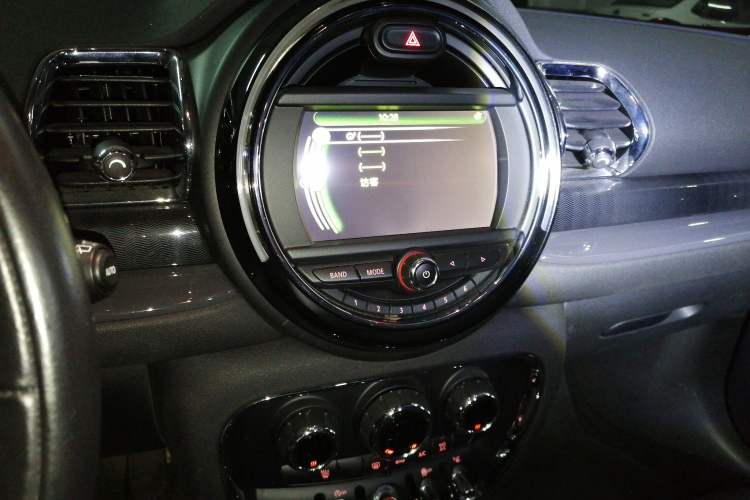 Used MINI Clubman 2016 1.5T COOPER Audio And AC Panel