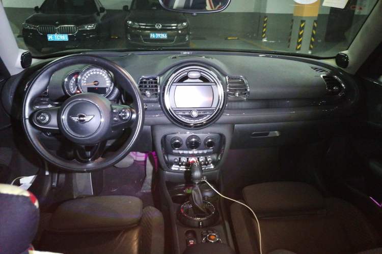 Used MINI Clubman 2016 1.5T COOPER Center Console