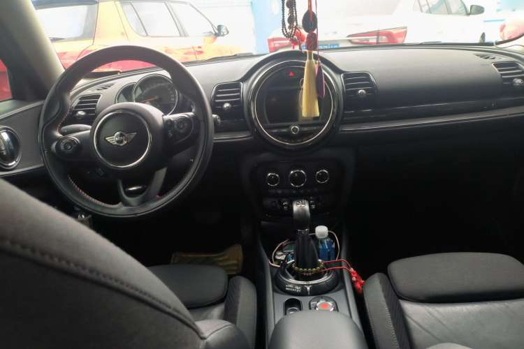 Used MINI Clubman 2016 Revised 2.0T COOPER S Center Console