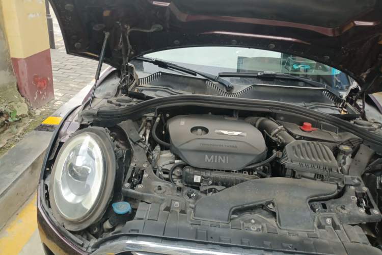 Used MINI Clubman 2016 Revised Version 1.5T COOPER Connoisseur Edition Engine Bay Right