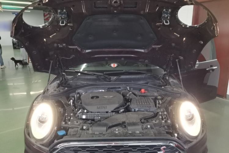 Used MINI Clubman 2016 2.0T COOPER S Engine Bay