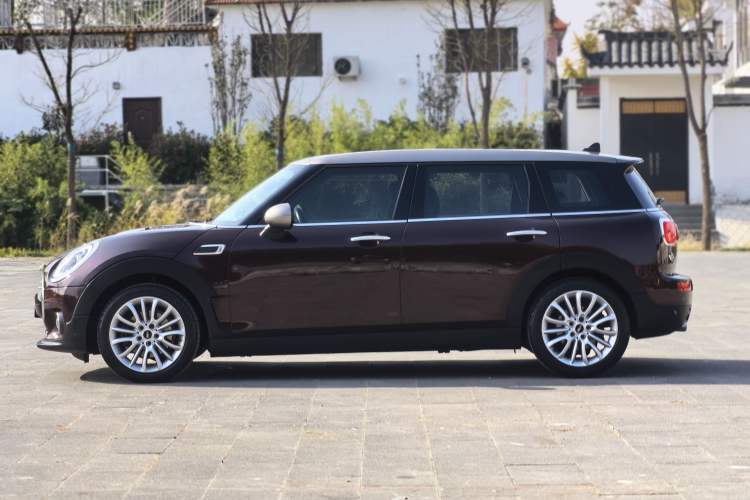Used MINI Clubman 2016 Updated 1.5T COOPER Geek Edition Exterior 2
