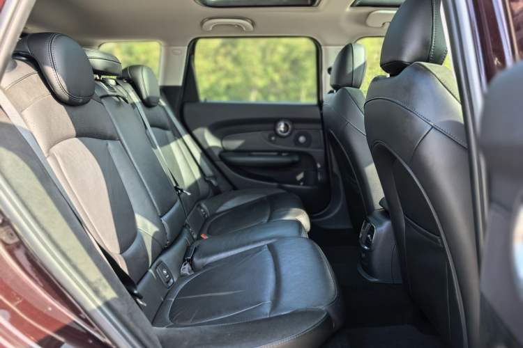 Used MINI Clubman 2016 Updated 1.5T COOPER Geek Edition Interior 5