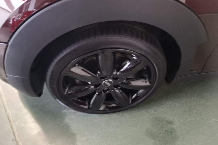 Used MINI Clubman 2016 2.0T COOPER S Left Front Wheel Hub