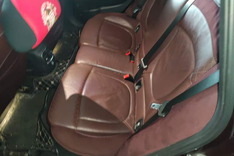 Used MINI Clubman 2016 Revised Version 1.5T COOPER Connoisseur Edition Left Rear Seat