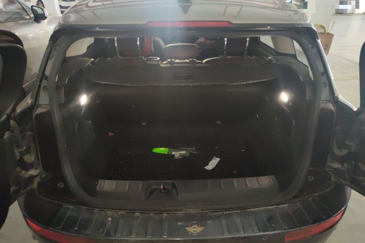 Used MINI Clubman 2016 Revised Version 1.5T COOPER Connoisseur Edition Trunk