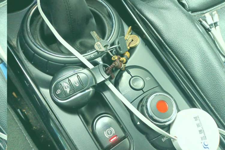 Used MINI Clubman 2016 Revised Version 1.5T COOPER Connoisseur Edition Vehicle Key