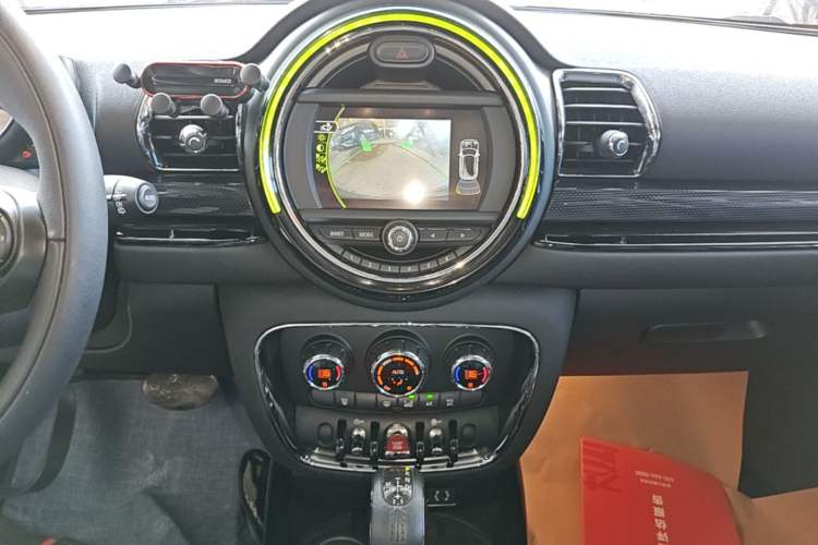 Used MINI Clubman 2016 Revised Version 1.5T COOPER Connoisseur Edition Audio And AC Panel