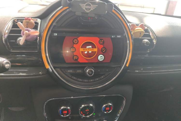 Used MINI Clubman 2016 Revised 2.0T COOPER S Audio And AC Panel