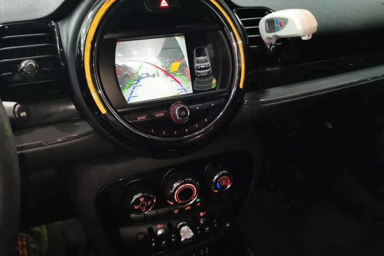 Used MINI Clubman 2016 Revised 1.5T COOPER Audio And AC Panel