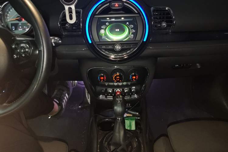 Used MINI Clubman 2016 Updated 1.5T COOPER Geek Edition Audio And AC Panel