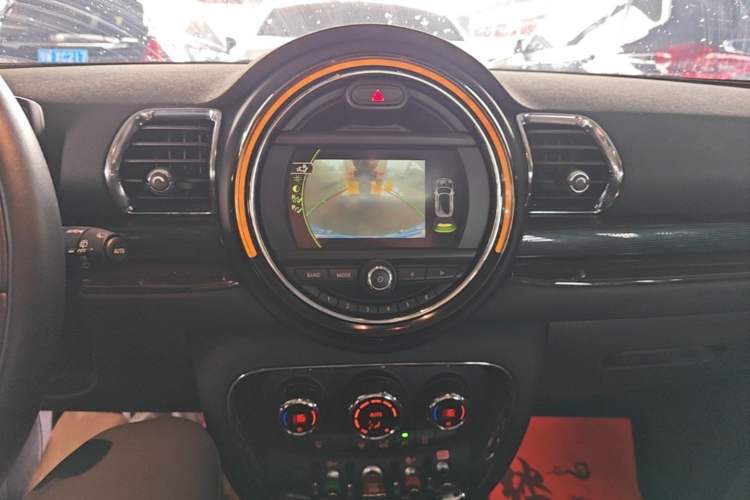 Used MINI Clubman 2016 Revised Version 1.5T COOPER Connoisseur Edition Audio And AC Panel