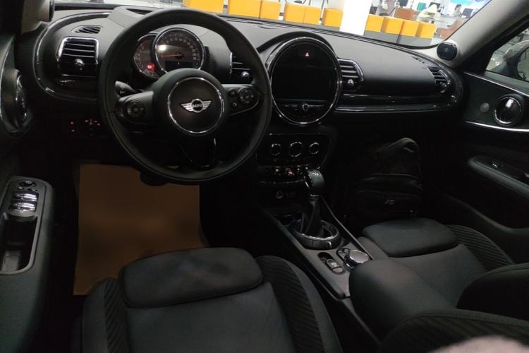 Used MINI Clubman 2016 Updated 1.5T COOPER Geek Edition Center Console