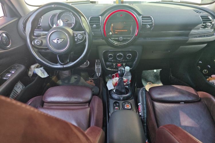 Used MINI Clubman 2016 Revised Version 1.5T COOPER Connoisseur Edition Center Console
