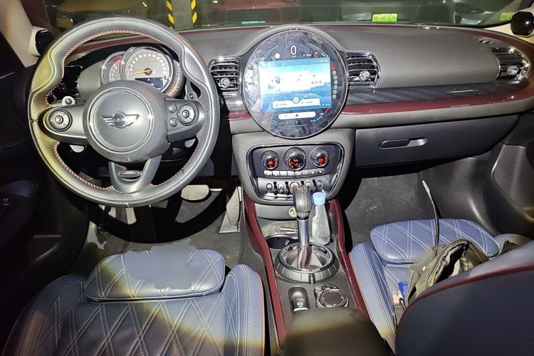 Used MINI Clubman 2016 2.0T COOPER S Center Console