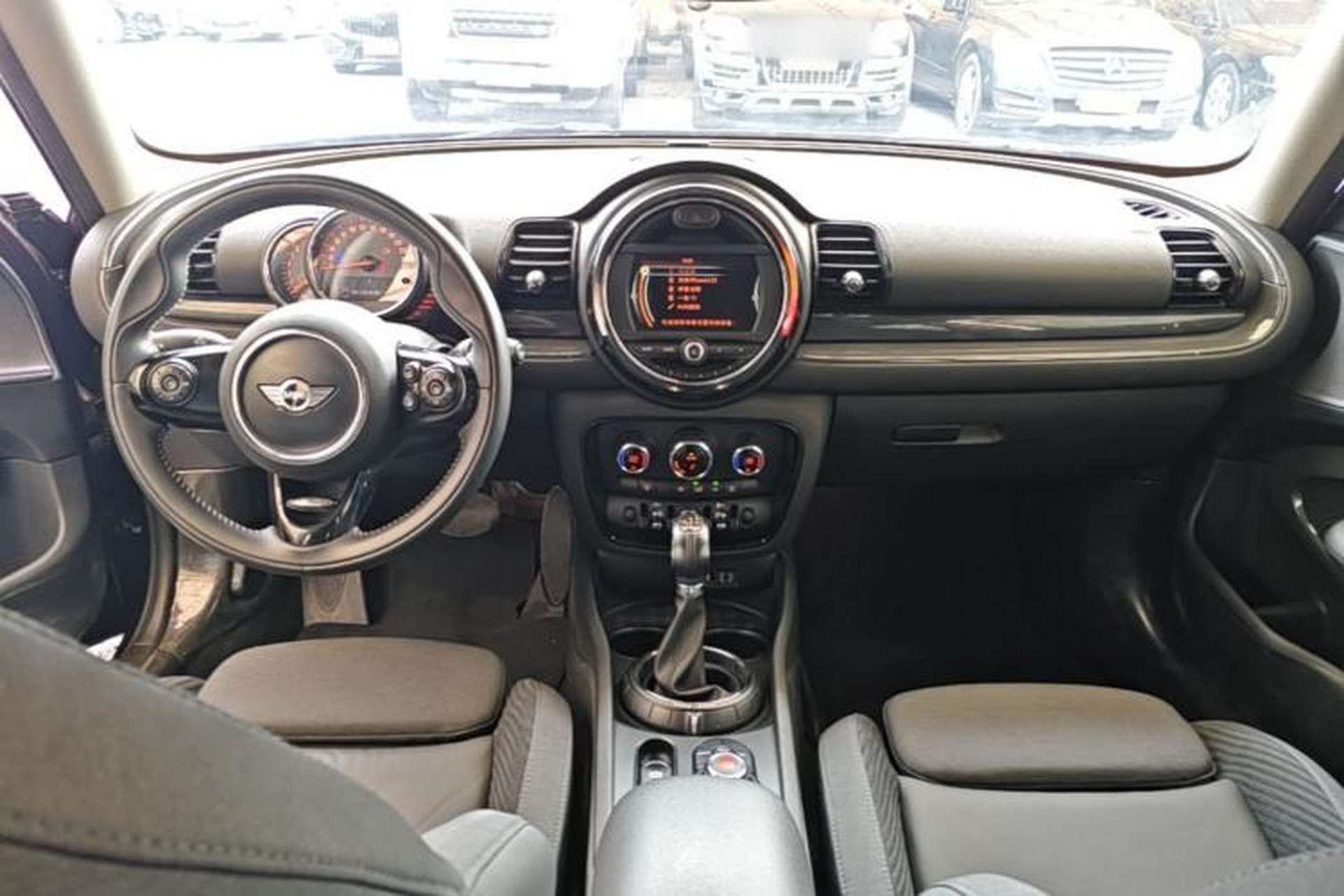 Used MINI Clubman 2016 Revised 2.0T COOPER S Center Console