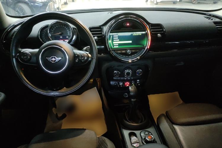 Used MINI Clubman 2016 Revised 1.5T COOPER Center Console