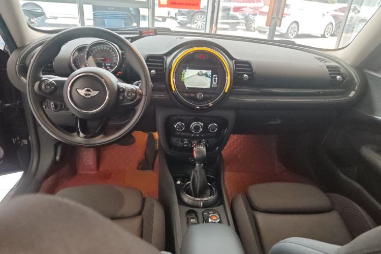 Used MINI Clubman 2016 Revised 1.5T COOPER Center Console
