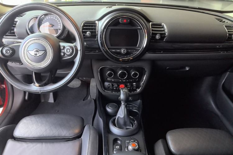 Used MINI Clubman 2016 Revised Version 1.5T COOPER Connoisseur Edition Center Console