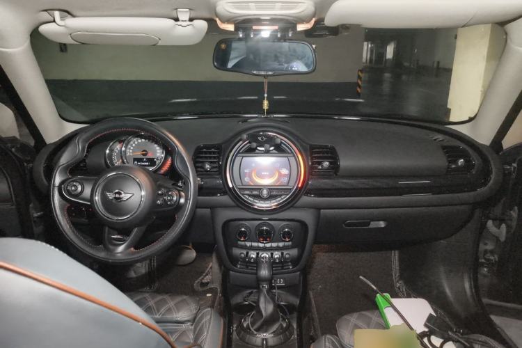 Used MINI Clubman 2016 2.0T COOPER S JCW Package Edition Center Console