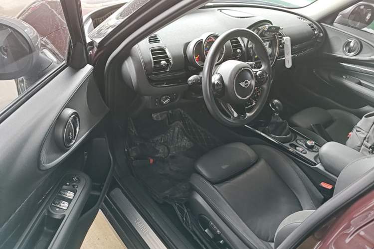 Used MINI Clubman 2016 Revised Version 1.5T COOPER Connoisseur Edition Driver Seat