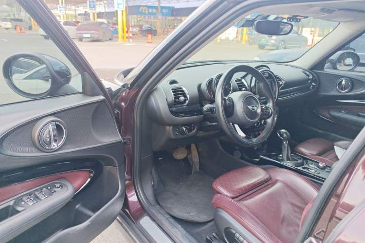 Used MINI Clubman 2016 Revised Version 1.5T COOPER Connoisseur Edition Driver Seat