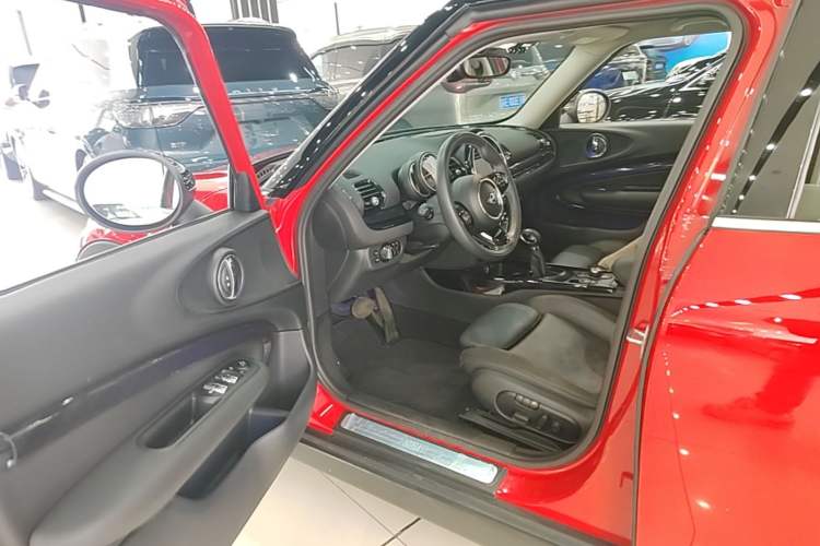 Used MINI Clubman 2016 1.5T COOPER Driver Seat