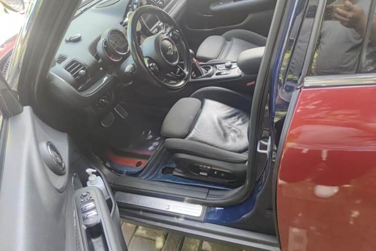 Used MINI Clubman 2016 Revised 2.0T COOPER S Driver Seat