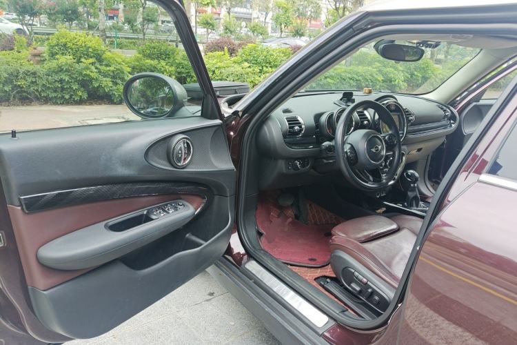 Used MINI Clubman 2016 1.5T COOPER Connoisseur Edition Driver Seat