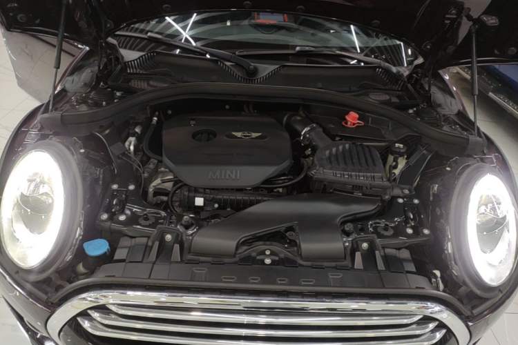 Used MINI Clubman 2016 Updated 1.5T COOPER Geek Edition Engine Bay