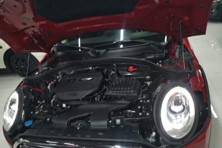 Used MINI Clubman 2016 1.5T COOPER Geek Edition Engine Bay