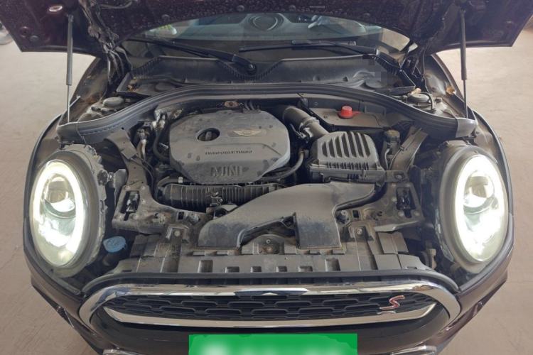 Used MINI Clubman 2016 Revised Version 2.0T COOPER S Geek Edition Engine Bay