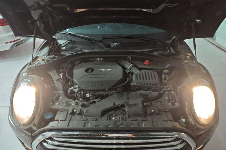 Used MINI Clubman 2016 1.5T COOPER Engine Bay